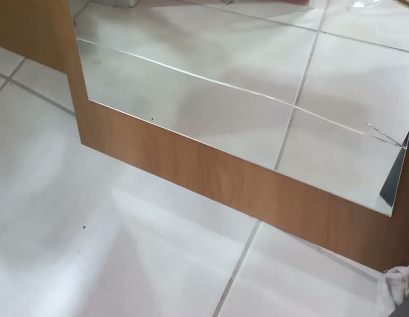 foto de Guarda-roupa Italo Casal 2 Portas De Correr Com Espelho e Porta Jóia Cor Preto Fosco