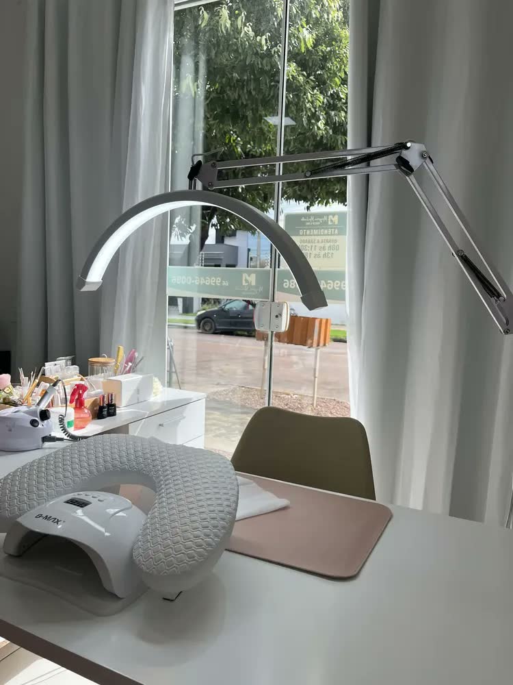 foto de Luminaria Chão Articulada Manicure Estetica Abajur De Chão