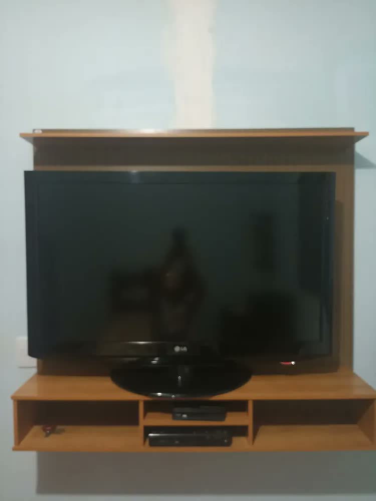 foto de Painel Ripado Everest Para Tv Até 50 Polegadas 120cm Cor Canela
