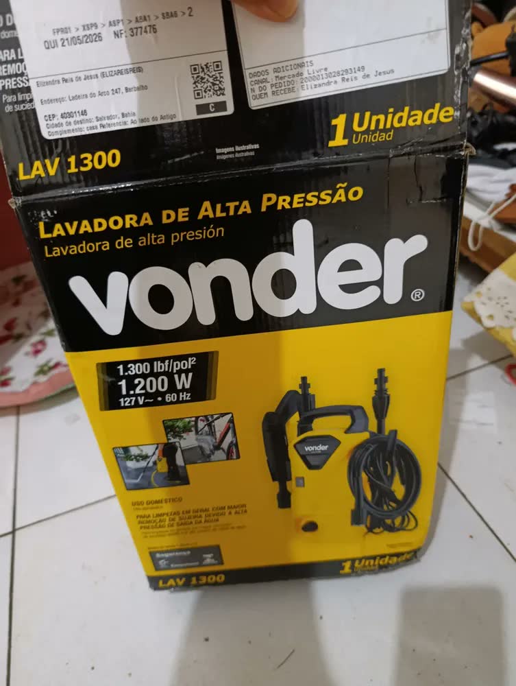 foto de Lavadora De Alta Pressão Potente 1200w Kit Shampo Vonder