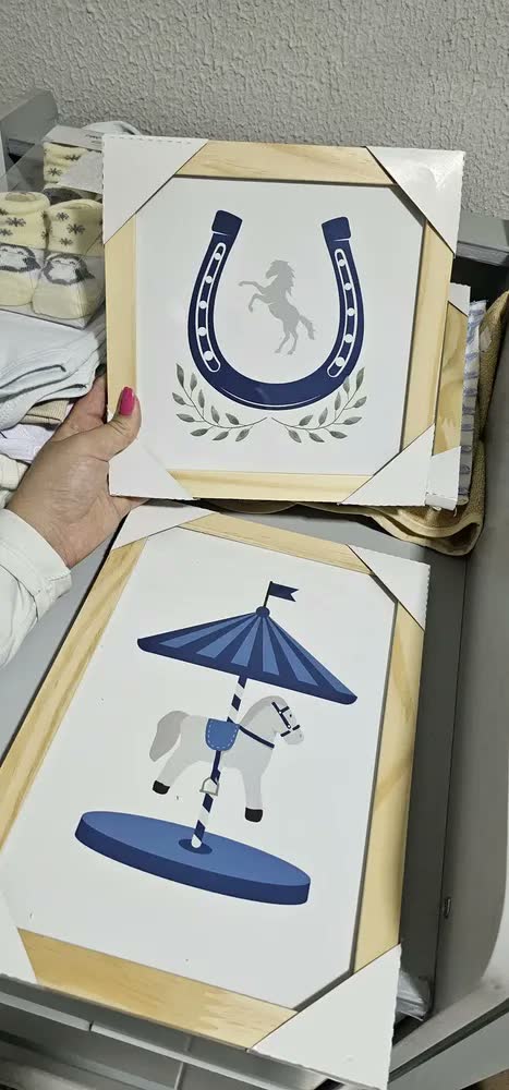 foto de Kit Quadro Decorativo Quarto Infantil Cavalinho De Balanço