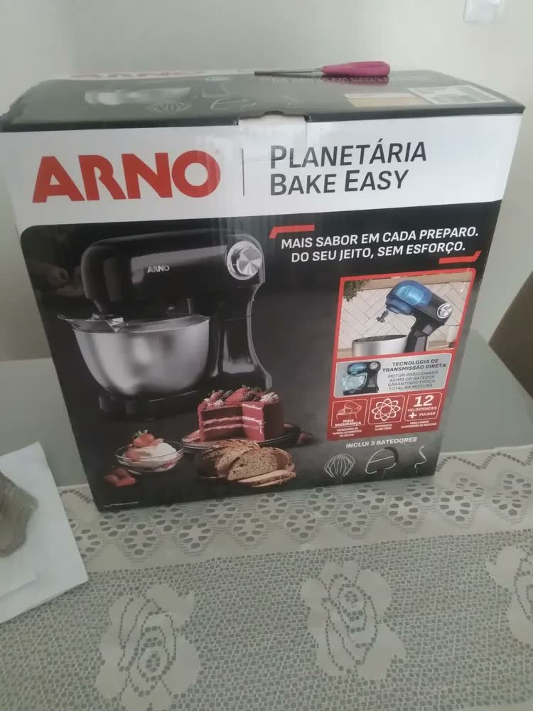 foto de Batedeira Arno Planetária Bake Easy Km10 Inox E Preto