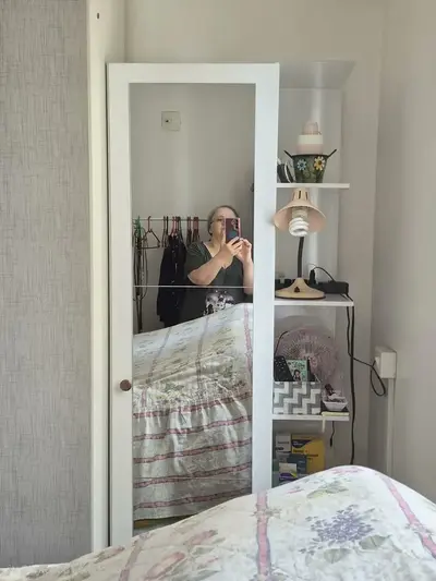 foto de Sapateira 1 Porta Com Espelho Paris Fidelitá Freijó