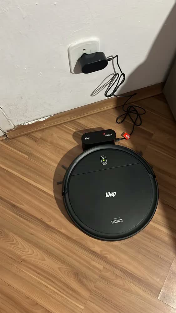foto de Robô Aspirador 3 em 1 WAP ROBOT W310 Com Base Carregadora Bivolt