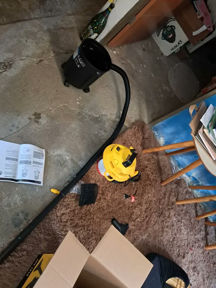 foto de Kit Lavadora 1600 E Aspirador De Pó E Líquido Apv1010 Vonder