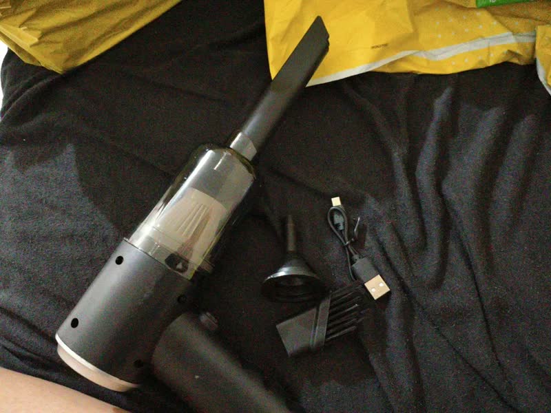 foto de Aspirador Portátil Vacuum Cleaner 3 em 1 120W USB Sopro Carro Preto