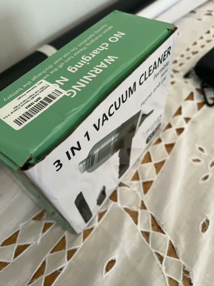 foto de Aspirador Portátil Vacuum Cleaner 3 em 1 120W USB Sopro Carro Preto