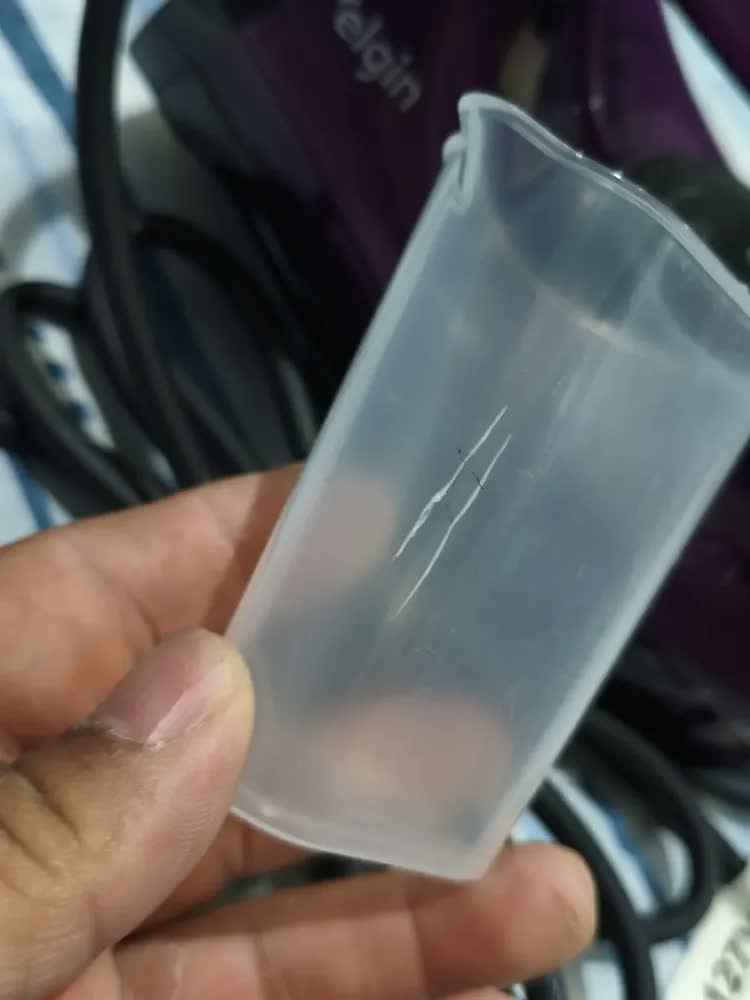 foto de Ferro De Passar Elgin Vapor Easy Pass Cor Roxo