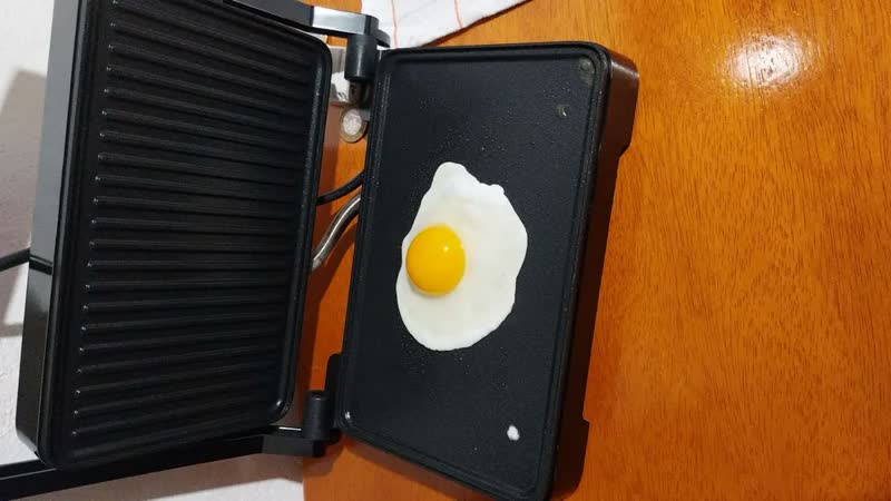 foto de Grill Elétrico Cadence Click, 1200w, Grl200, 127v Prateado