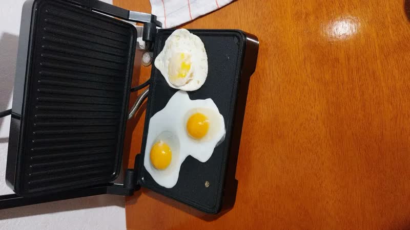 foto de Grill Elétrico Cadence Click, 1200w, Grl200, 127v Prateado
