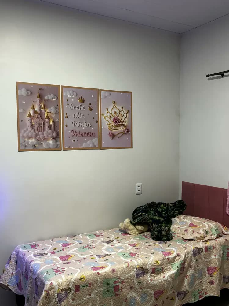 foto de Quadros Para Quarto De Menina Rosa Princesa Castelo 122x60