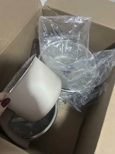 foto de Jogo De Panelas 10 Peças Antiaderente Teflon ivory – Linha Familiar Para Cozinha Completa, Ideal Para Fritura, Arroz, Vapor – Alumínio Com Tampa De Vidro – Fogão Gás Elétrico