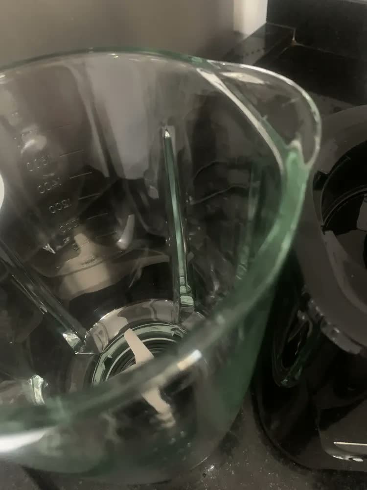 foto de Liquidificador Power Oster Preto 2,2l Oster