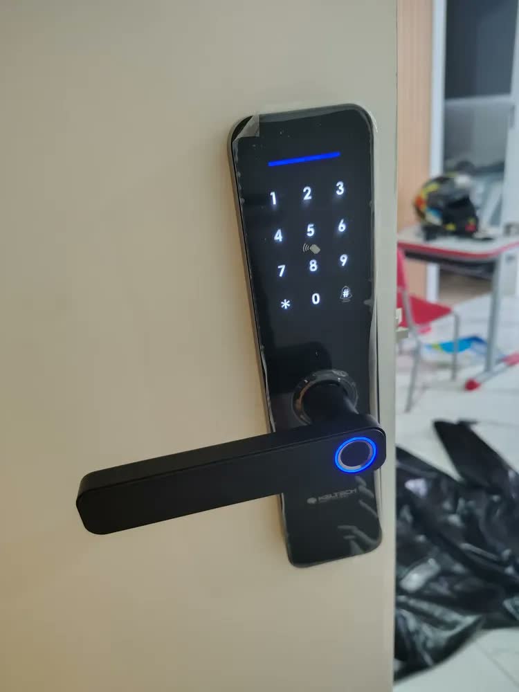 foto de Fechadura digital Keltech Kt1000 biométrica cor preto