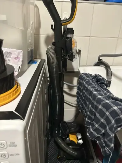 foto de Aspirador De Pó Vertical 2 Em 1 Wap Power Speed Pro 2200W 4 Litros Com Mangueira Extensiva E Escova Rotativa