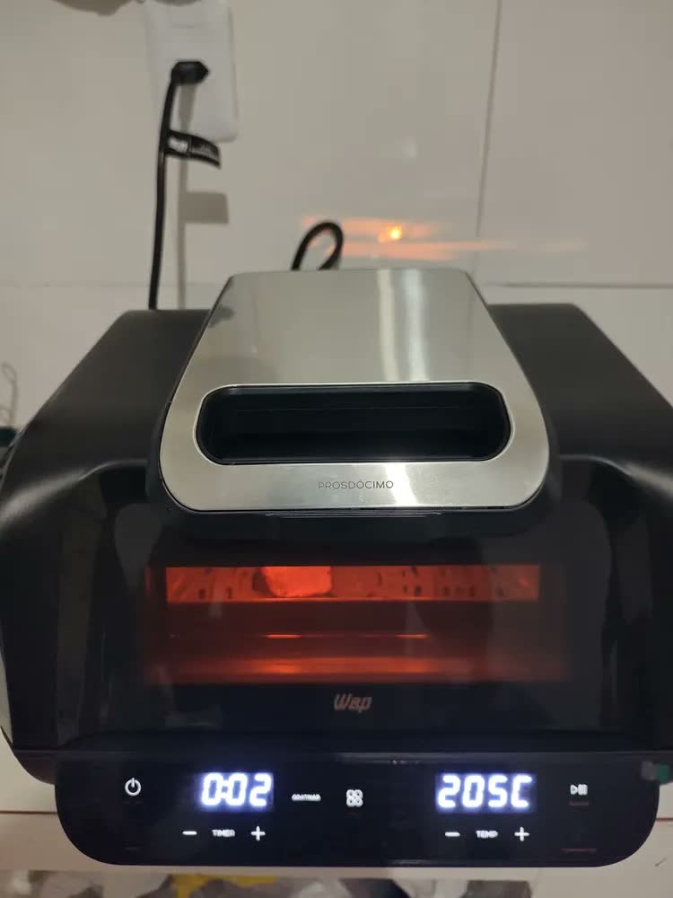 foto de Fritadeira Elétrica Air Fryer Wap Barbecue Wc Ab1090 Smoker Função Defumado E 4 Níveis De Grelha