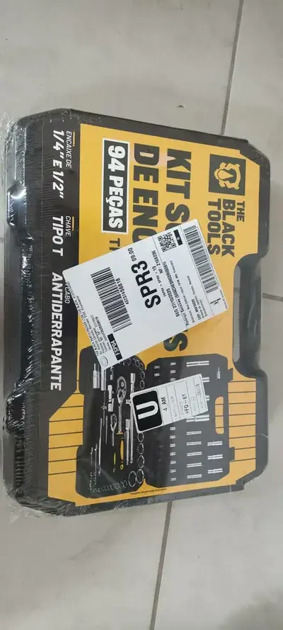 foto de Jogo De Ferramentas Soquetes Encaixe 1/4 E 1/2 Pol. Catraca Reversível Aço Crv 94 Peças Com Maleta Tkf94 The Black Tools