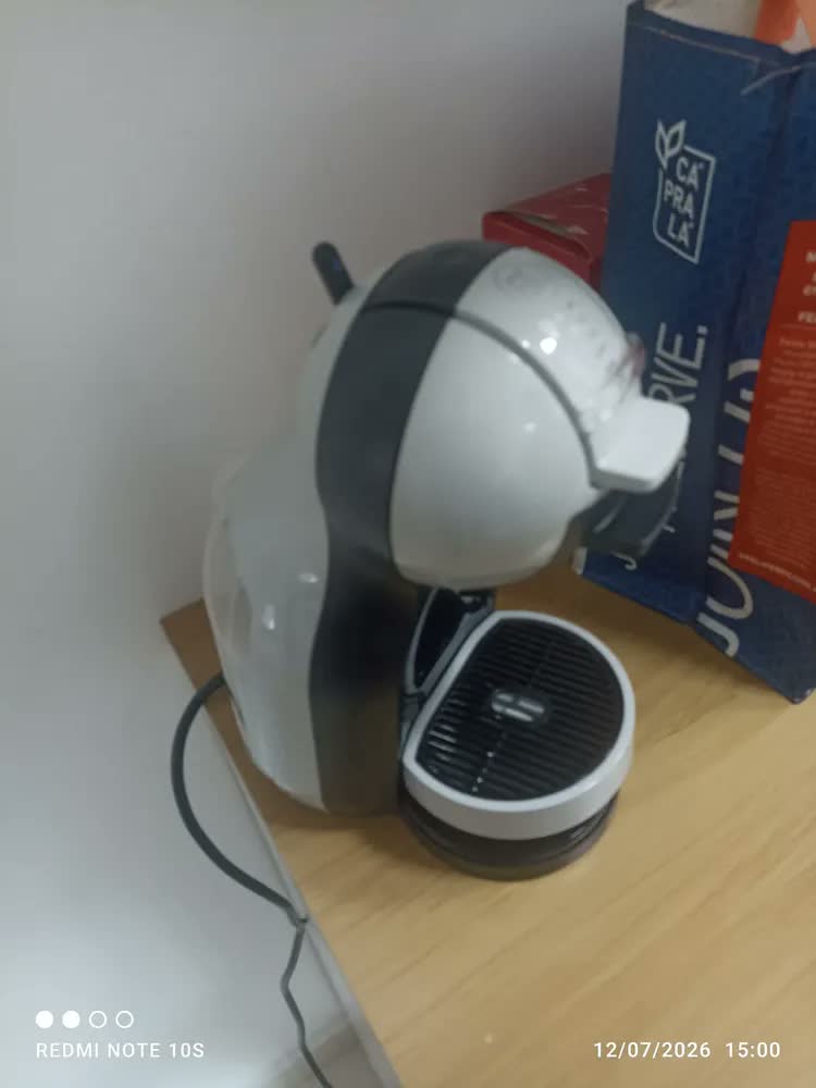 foto de Cafeteira Nescafé Dolce Gusto Mini Me Cinza E Preta