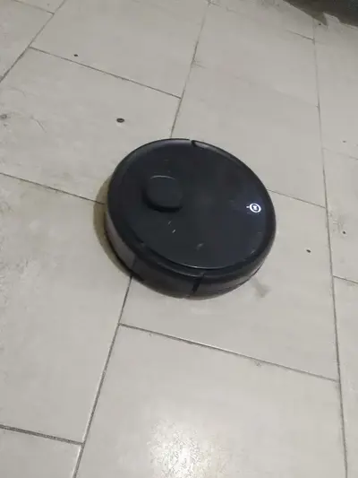 foto de Robô Aspirador de pó 4 em 1 Electrolux Wi-Fi MOP Passa Pano Seco e Úmido até 1h40 de Bateria App Mapeamento Laser Inteligente Alexa e Conectividade Google Home Experience sensor Antiqueda ERB60 Bivolt