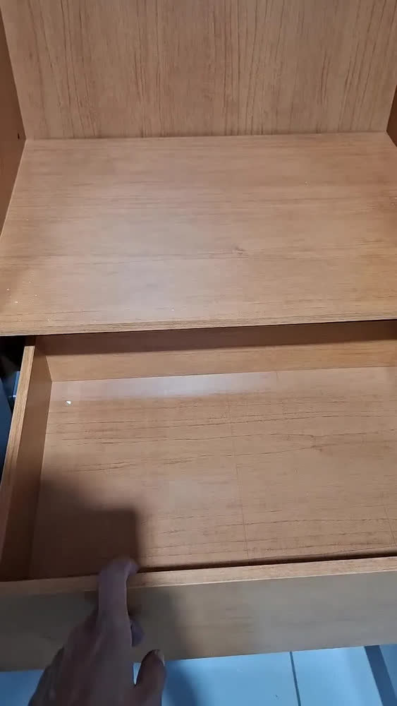 foto de Guarda Roupa Casal 6 Portas Easy Slim Com Espelho E Pés
