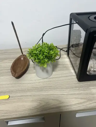foto de Kit 2 Mini Vasos Cachepot Cimento Fosco E Planta Artificial
