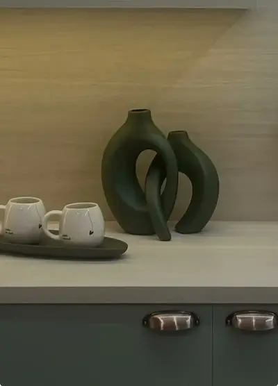 foto de Vaso Decorativo Enfeite Mônaco Em Cerâmica Entrelaçado Sala Cor Verde-escuro Fosco