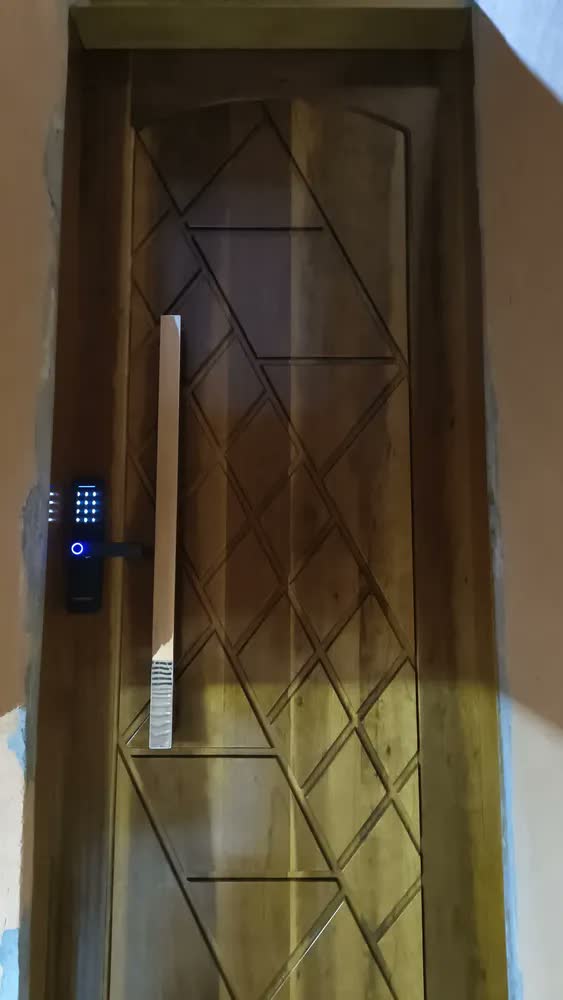 foto de Fechadura Digital Eletrônica Inteligente Wifi Novadigital Shine Biométrica Embutir Senha Cartão Magnético Touch Automação Tuya Smart Life Preta