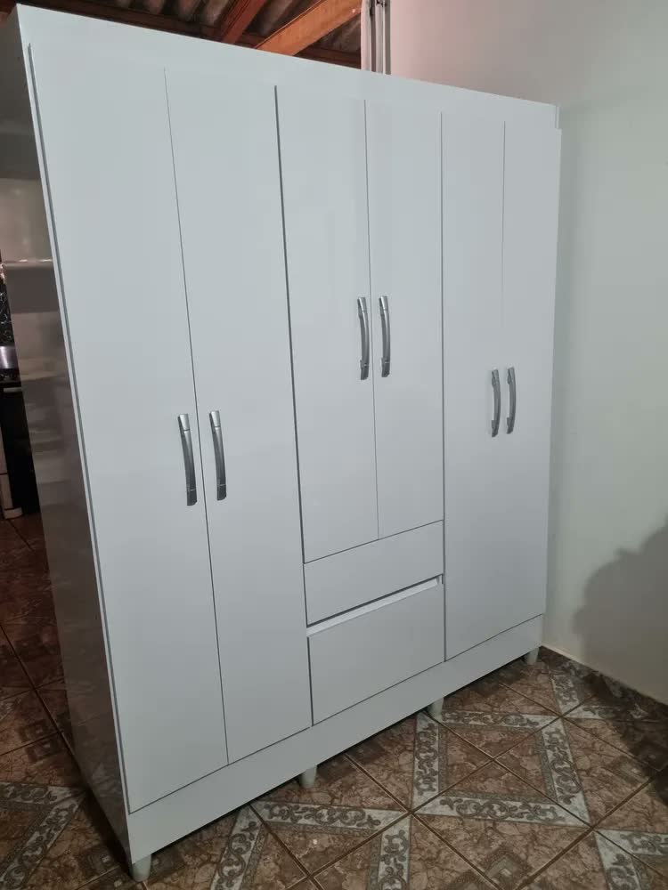 foto de Guarda-roupa Casal New Brusque 6 Portas 2 Gavetas Bartira - Branco