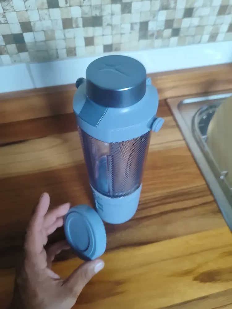 foto de Blender Portátil Sem Fio Go Max Oster Oster