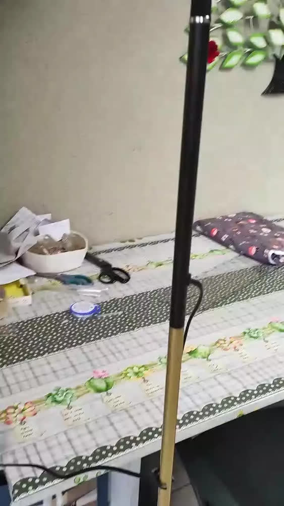 foto de Luminária Chão Articulada Piso Pé Abajur Com Cupula Design Moderna Braço Ajustável 360 De Metal Resistente Elegante Pedestal Coluna Para Ler Estudar De Quarto Casal E Sala Escritório De Canto Retrô
