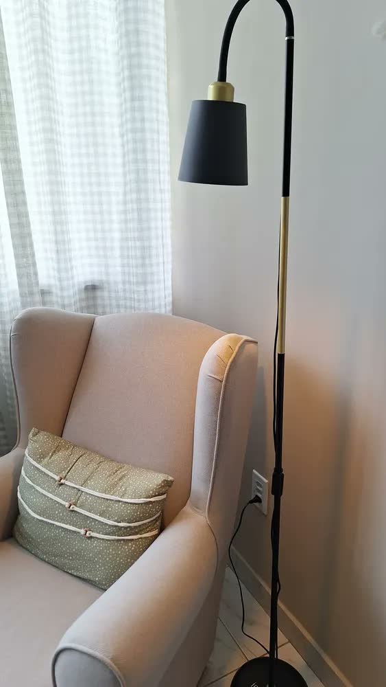 foto de Luminária Chão Articulada Piso Pé Abajur Com Cupula Design Moderna Braço Ajustável 360 De Metal Resistente Elegante Pedestal Coluna Para Ler Estudar De Quarto Casal E Sala Escritório De Canto Retrô