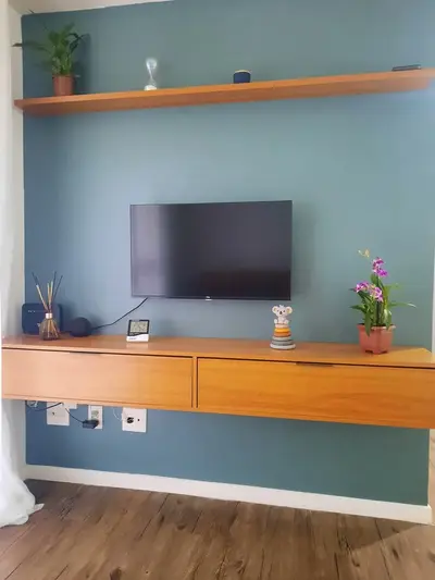 foto de Rack Tv 75 Pol. Suspenso 180cm 2 Portas Lila Cinamomo Z49 - Cinamomo