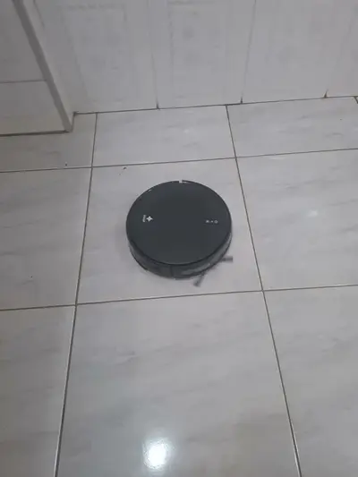 foto de Robô Aspirador De Pó Inteligente Passa Pano Mapeamento Ekaza Preto