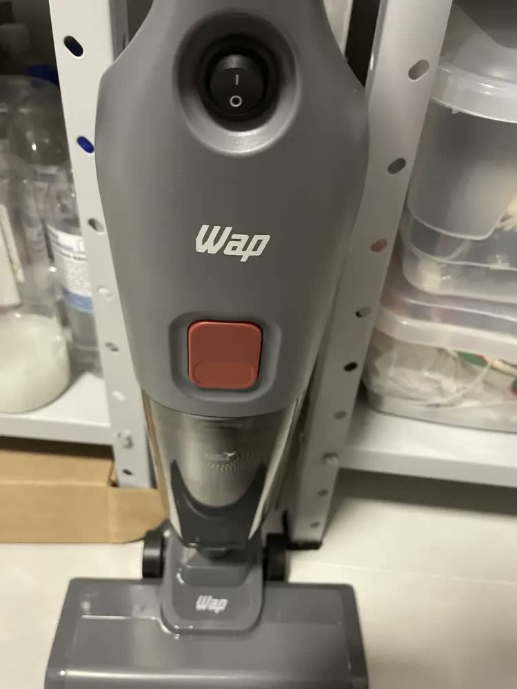 foto de Aspirador Vertical WAP POWER SPEED MAX CI10 3 EM 1 1600W 220V