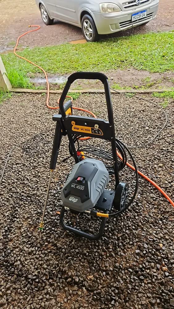 foto de Lavadora de Alta Pressão WAP WL 4500 Profissional 1500w 1650psi 420l/h Motor de Indução 127V
