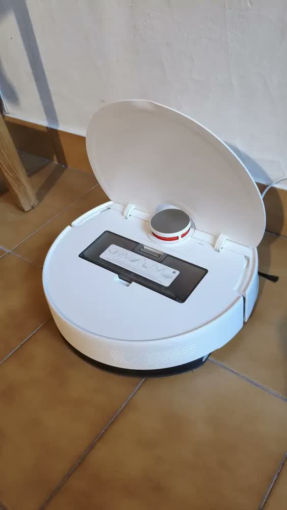 foto de Robô Aspirador Xiaomi S40 Inteligente Aspira Passa Pano App Branco