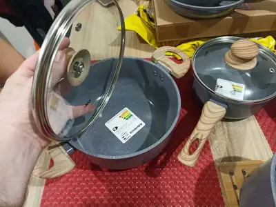 foto de Jogo De Panelas Induçao Antiaderente Cerâmica 10 Peças Ppg Pfoa Free Baunilha