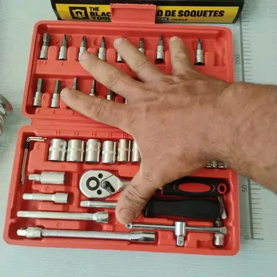 foto de Kit Jogo De Ferramentas Completo C/ Soquetes Chaves Aço Crv Cinza