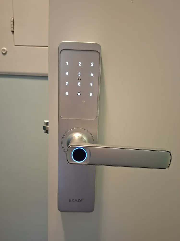 foto de Fechadura Digital Inteligente Biometria Lyra Wifi Ekaza Alumínio Prateado