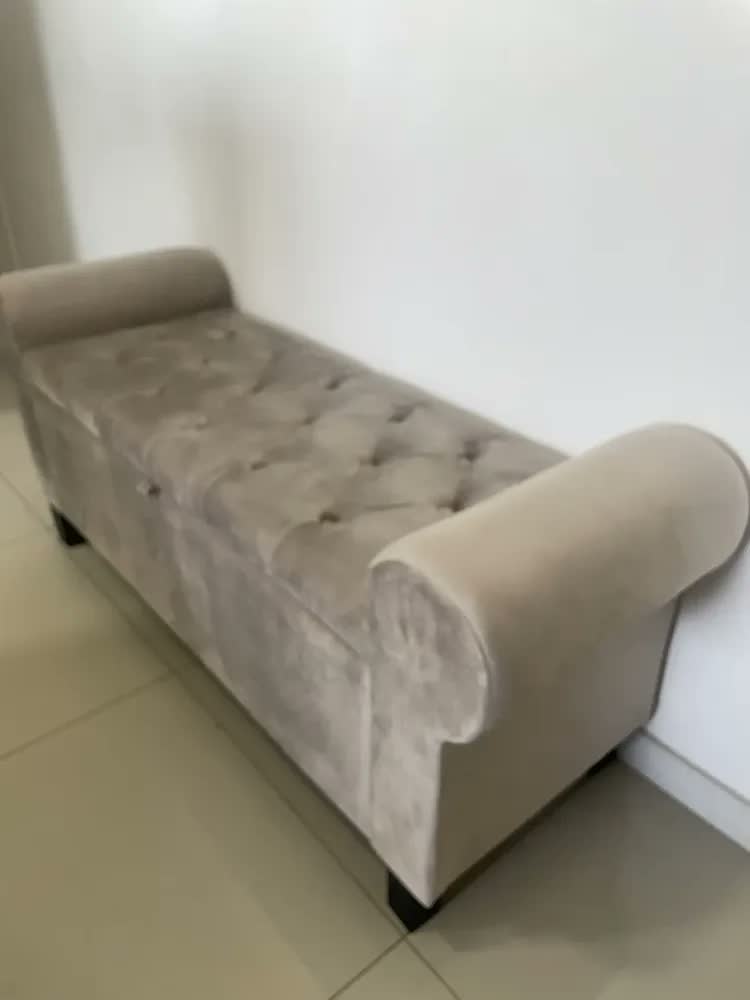 foto de Sapateira Banco Bau Organizador Madrid 155cm Queen Veludo Cor Cinza