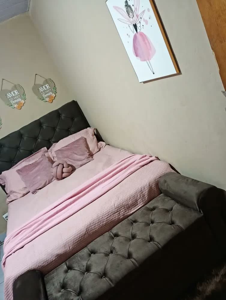 foto de Sapateira Banco Bau Organizador Madrid 155cm Queen Veludo Cor Cinza