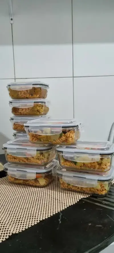 foto de Kit 10 Potes Vidro Hermético Aristus 640ml Marmita Anti Vazamento Forno Micro-ondas Freezer Tampa 4 Travas - Cinza