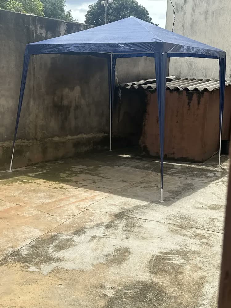foto de Tenda Gazebo Cinza Polietileno 3x3 Metros Desmontável Camping Praia Pésca Usd