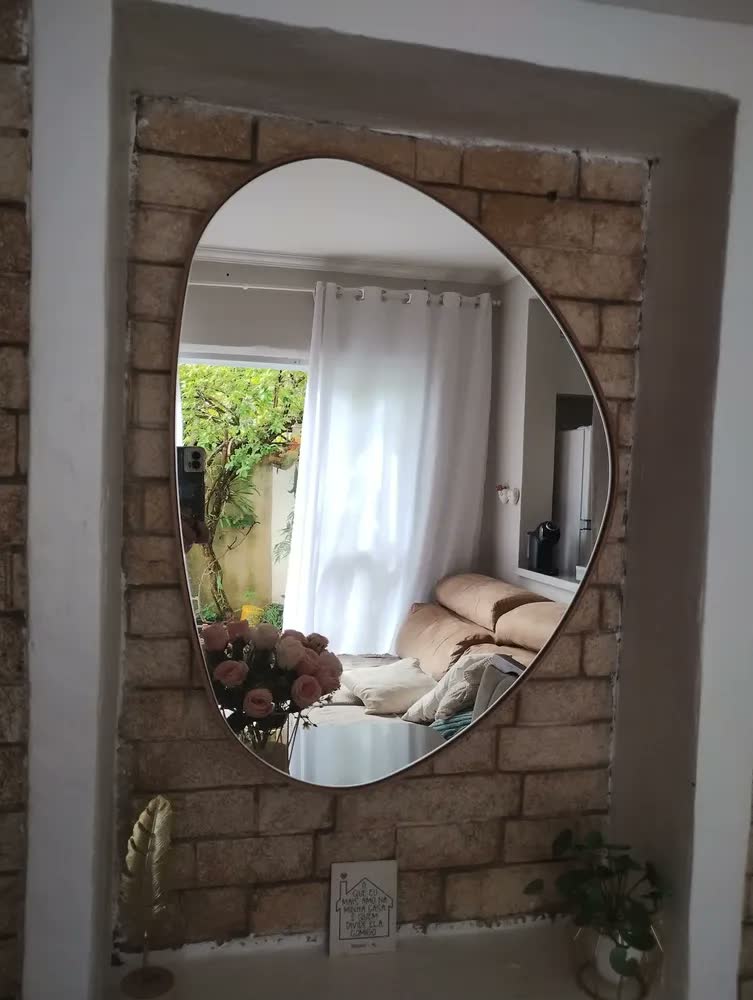 foto de Espelho Grande Decorativo Orgânico 73x56 Moldura Sumaúma
