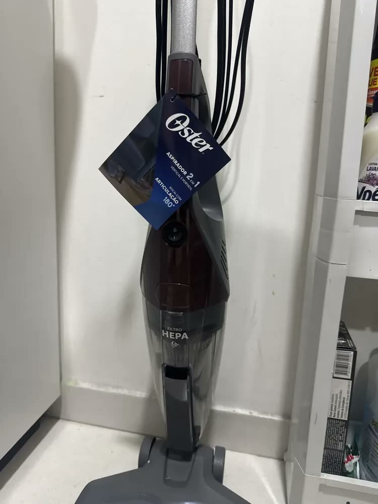 foto de Aspirador De Pó Vertical Oster, 2 Em 1, Oasp610-127 Cinza