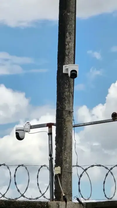 foto de Mercusys MC510 Câmera Segurança Wifi 2K 360° Externo por TP-Link