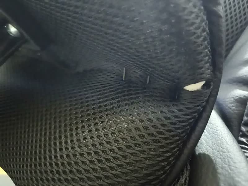 foto de Cadeira De Escritorio Poltrona Berlim Gamer Ergonômica Couro Sintético Pillow Top Reclinável Suporte Lombar Apoio De Pés E Braços Macio Resistente Suporta 200kg Luvinco