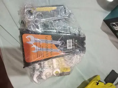 foto de Kit Ferramentas Chaves Combinadas Jogo De Chave Soquete Jogo Completo 58 Peças Ferramentas Profissional