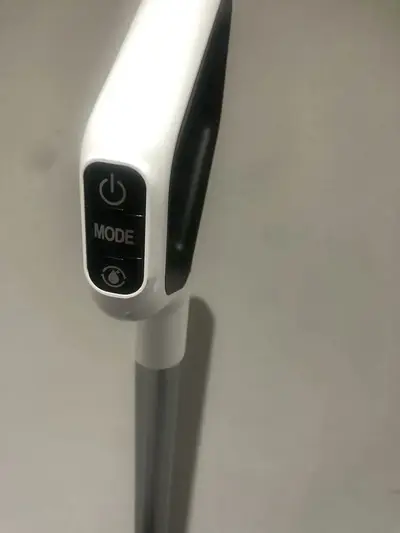foto de Aspirador De Pó Vertical e Sem Fio Redroad W15 Seco Úmido Aspirador Vertical Passapano 200W 910ml Branco