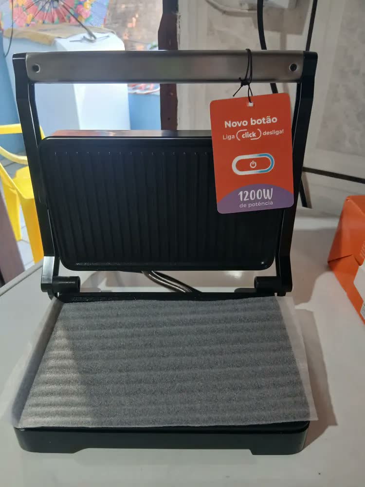 foto de Grill Cadence Sanduicheira Misteira Eletrica Chapa Lisa Preto